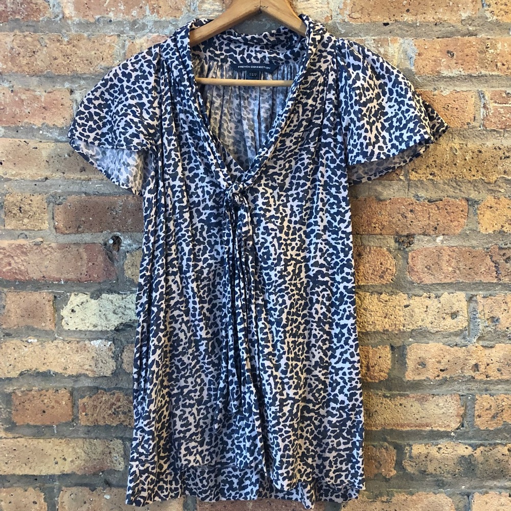 French Connection Tie Front Flutter Sleeve - sz 6